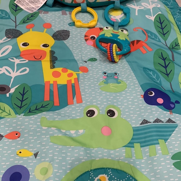 Bright Stars Play mat for Babies with Pillow for Tummy Time and Toys - Picture 2 of 5